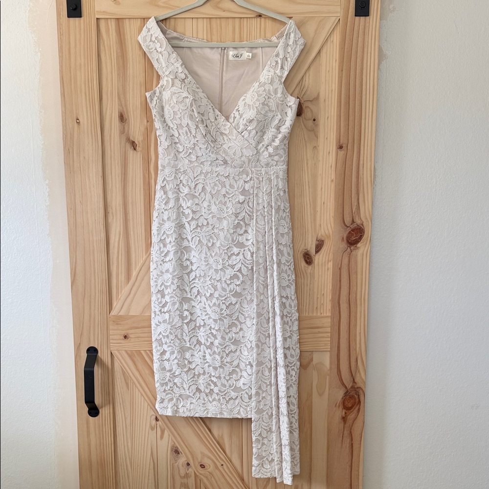 Eliza J Cream Lace Sleeveless Dress